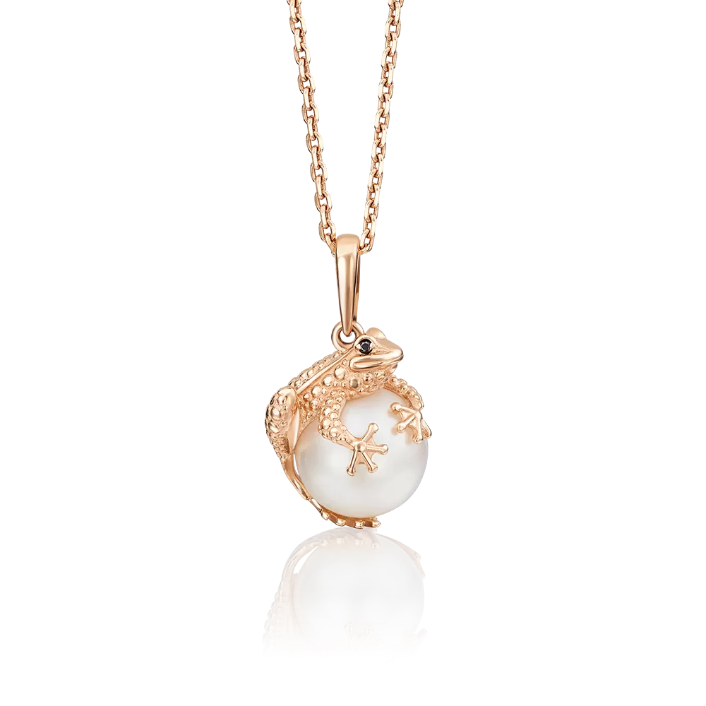 Подвеска «Лягушка» из красного золота с жемчугом культивированным и фианитами 03-2509-00-303-1110-31